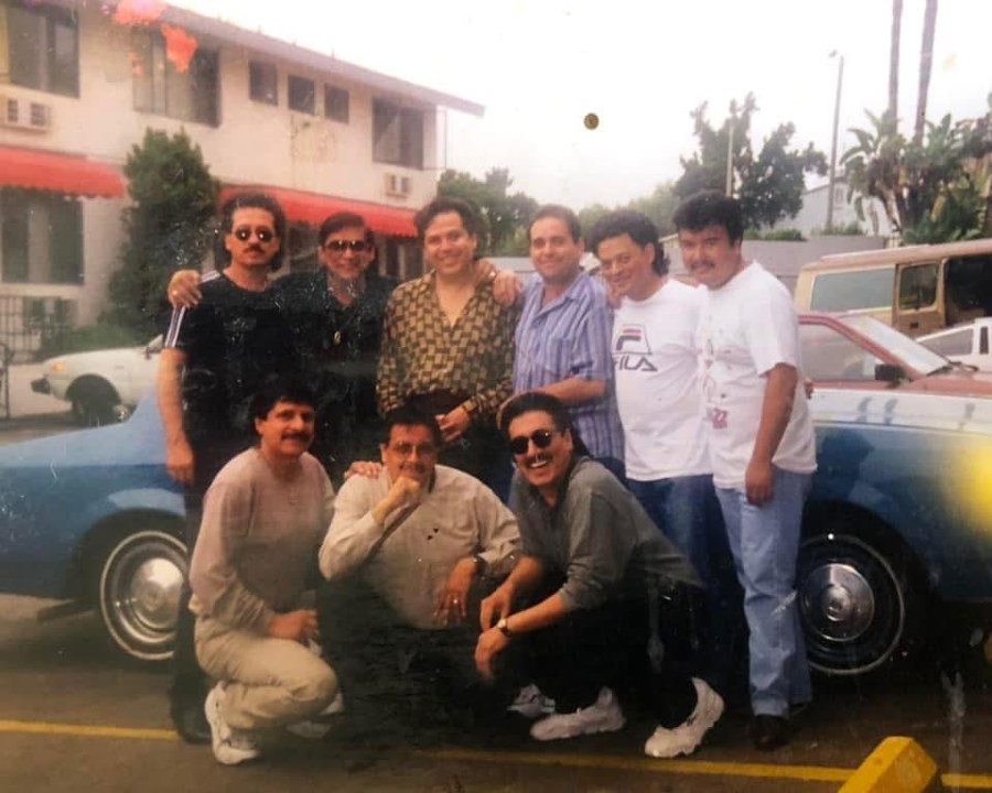 Los Apson reunited, group photo